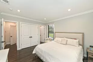 10 Yardley Dr, Dix Hills, NY 11746 - Photo 19