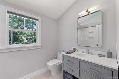 16 Pin Oak Lane, Westhampton Beach, NY 11978 - Photo 25