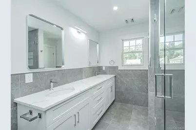 59 Edgewood Road #B, Port Washington, NY 11050 - Photo 11