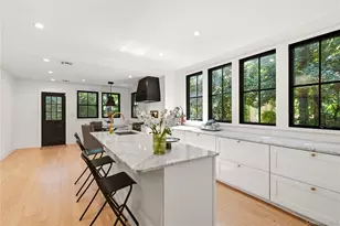 10 The Locusts, Roslyn, NY 11576 - Photo 11