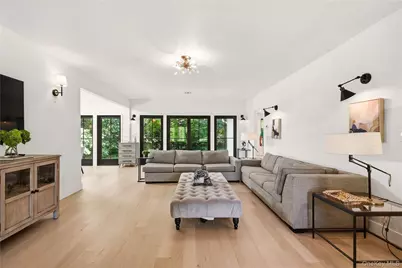 10 The Locusts, Roslyn, NY 11576 - Photo 5