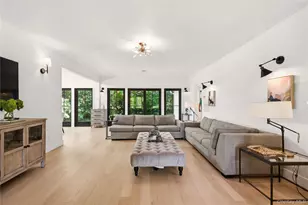 10 The Locusts, Roslyn, NY 11576 - Photo 5