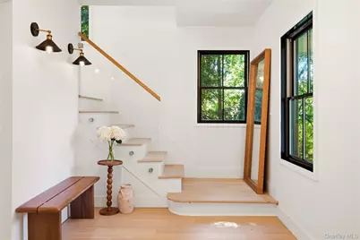 10 The Locusts, Roslyn, NY 11576 - Photo 3