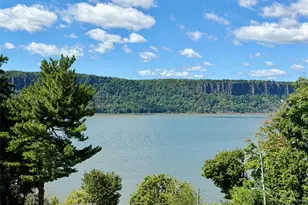 1 Hawley Ter, Yonkers, NY 10701 - Photo 11