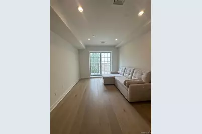 23-23 30th Road #4D, Astoria, NY 11102 - Photo 3