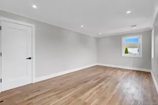 81 East End Ave, Hicksville, NY 11801 - Photo 37