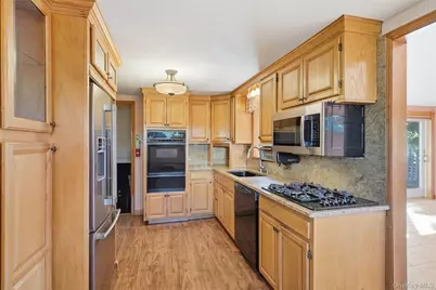14 Valewood Drive, New Windsor, NY 12553 - Photo 15