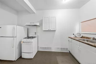 120 N Ocean Avenue, Patchogue, NY 11772 - Photo 31