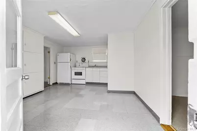 120 N Ocean Avenue, Patchogue, NY 11772 - Photo 15
