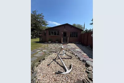 1 Beaver Street, Patchogue, NY 11772 - Photo 17