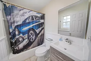 6 Denmark Ct, Huntington, NY 11743 - Photo 13
