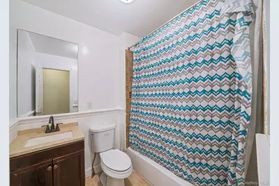 6 Denmark Court, Huntington, NY 11743 - Photo 21