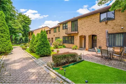 11 Jackson Avenue #27, Scarsdale, NY 10583 - Photo 1