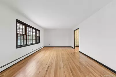 614 Twin Hills Court, Northport, NY 11768 - Photo 7