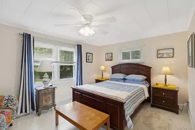 28 The Trail, Hampton Bays, NY 11946 - Photo 11