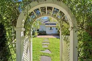 97 A Bay Ave, Huntington, NY 11743 - Photo 19