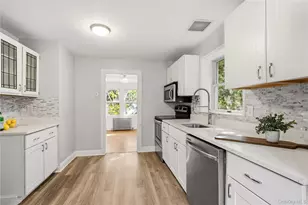 97 A Bay Ave, Huntington, NY 11743 - Photo 9