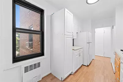 84-01 Main Street #325, Briarwood, NY 11435 - Photo 7