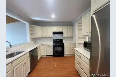 26 2nd Avenue #1 (first floor), Bay Shore, NY 11706 - Photo 11