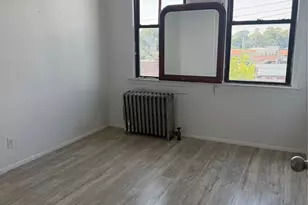 27 1st St, New Rochelle, NY 10801 - Photo 3