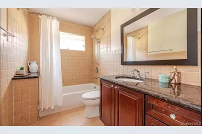 15 W Penn Street, Long Beach, NY 11561 - Photo 13