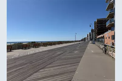 1 E Broadway #3D, Long Beach, NY 11561 - Photo 9