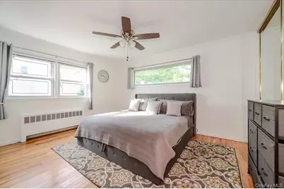 91 Flower Road, Valley Stream, NY 11581 - Photo 11