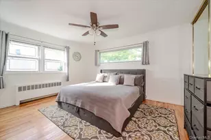 91 Flower Rd, Valley Stream, NY 11581 - Photo 11
