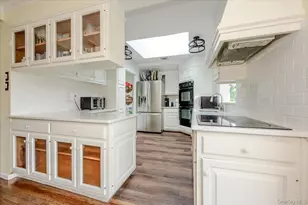 91 Flower Rd, Valley Stream, NY 11581 - Photo 7