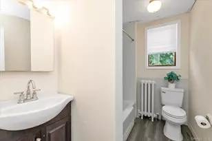 585 Seaman Ave, Baldwin, NY 11510 - Photo 11