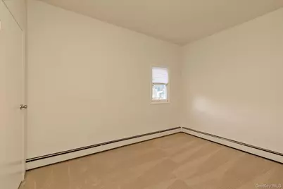 585 Seaman Avenue, Baldwin, NY 11510 - Photo 9