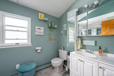 3117 Ward Lane, Wantagh, NY 11793 - Photo 15