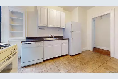 68-30 Burns Street #C2, Forest Hills, NY 11375 - Photo 17