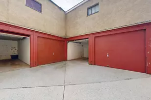 68-30 Burns St, Forest Hills, NY 11375 - Photo 23