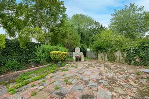 336 W Seaman Ave, Freeport, NY 11520 - Photo 21