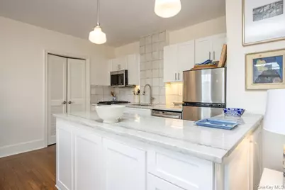 270 Bronxville Road #A51, Bronxville, NY 10708 - Photo 11