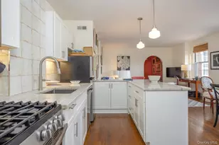 270 Bronxville Rd, Bronxville, NY 10708 - Photo 13