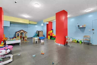2500 Johnson Avenue #4K, Bronx, NY 10463 - Photo 15