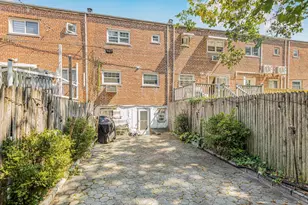 2951 Kingsland Ave, Bronx, NY 10469 - Photo 11