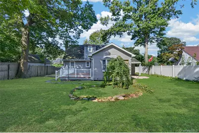 10 Field Place, Huntington Station, NY 11746 - Photo 29