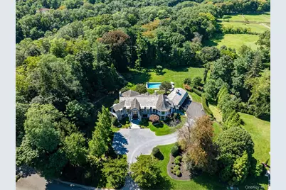 2 Hidden Pond Dr, Old Westbury, NY 11568 - MLS 1052387 - Coldwell Banker