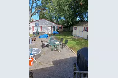 25 Campbell Street, Patchogue, NY 11772 - Photo 13