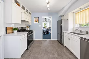 26 Huntington Dr, Yonkers, NY 10704 - Photo 15