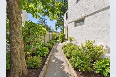 26 Huntington Drive, Yonkers, NY 10704 - Photo 33