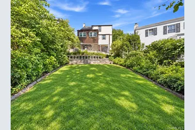 26 Huntington Drive, Yonkers, NY 10704 - Photo 31