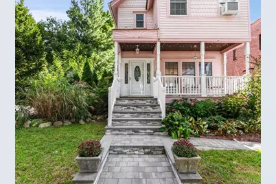 39 12th Avenue, Sea Cliff, NY 11579 - Photo 3