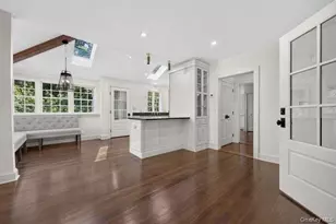 30 Brookside Dr, Manhasset, NY 11030 - Photo 35