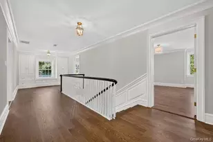 30 Brookside Dr, Manhasset, NY 11030 - Photo 19