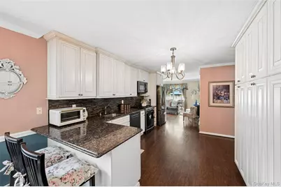 50 Plane Tree Lane, Saint James, NY 11780 - Photo 15