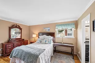 50 Plane Tree Ln, Saint James, NY 11780 - Photo 29